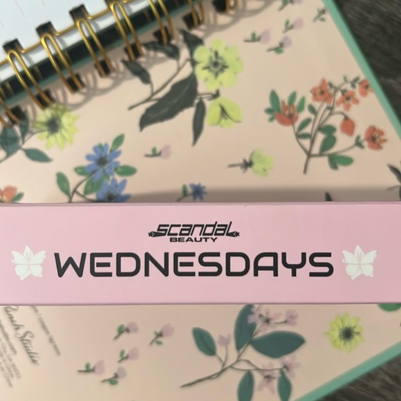 💅🏻Scandal Beauty Wednesday Coffin Shape Press On Nails - Picture 3 of 6